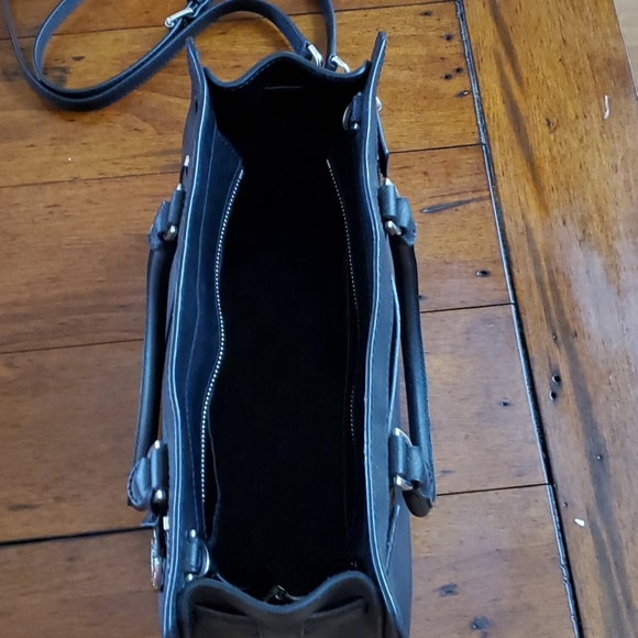 Black Michael Kors Purse with shoulder strap - Picture 4 of 6